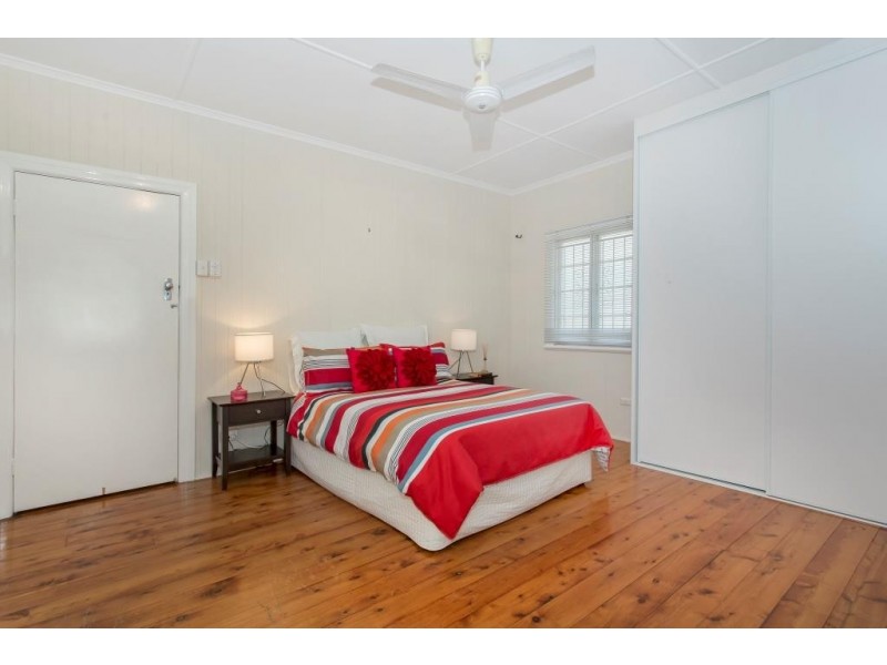 26 Nevitt Street, Stafford QLD 4053