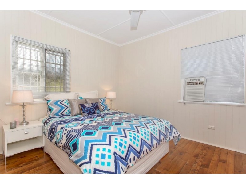 26 Nevitt Street, Stafford QLD 4053