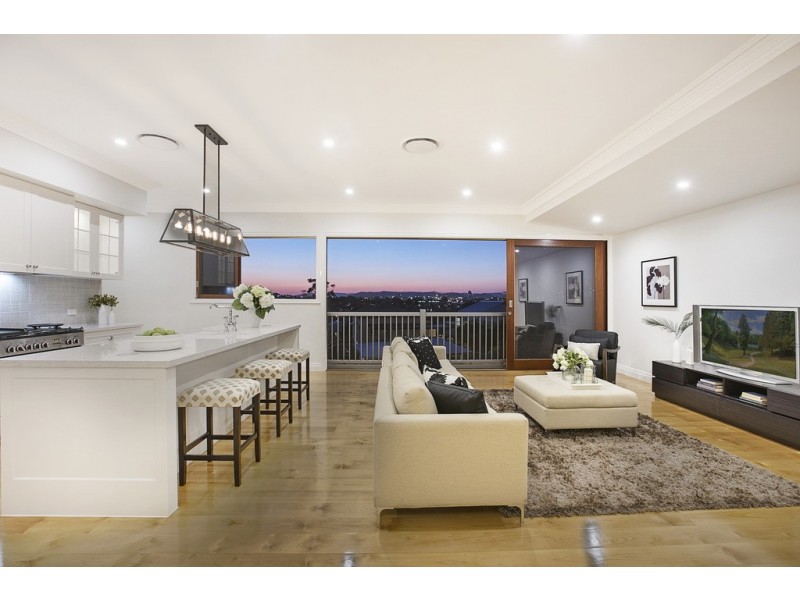 75 Carranya St, Camp Hill QLD 4152