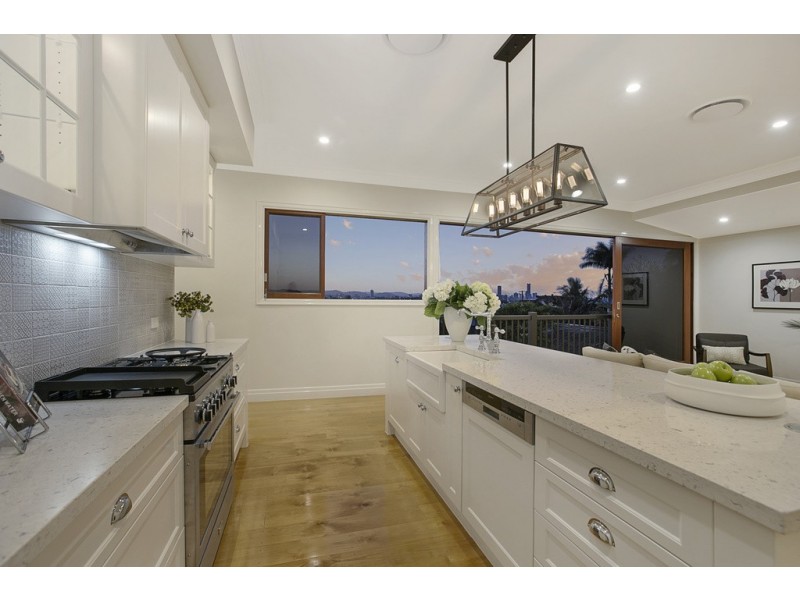 75 Carranya St, Camp Hill QLD 4152