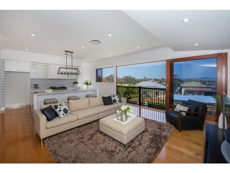 75 Carranya St, Camp Hill QLD 4152