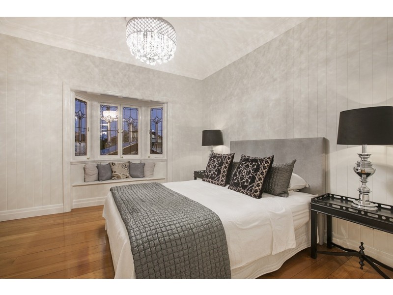 75 Carranya St, Camp Hill QLD 4152