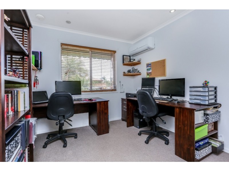 34 Bardot Street, Mcdowall QLD 4053