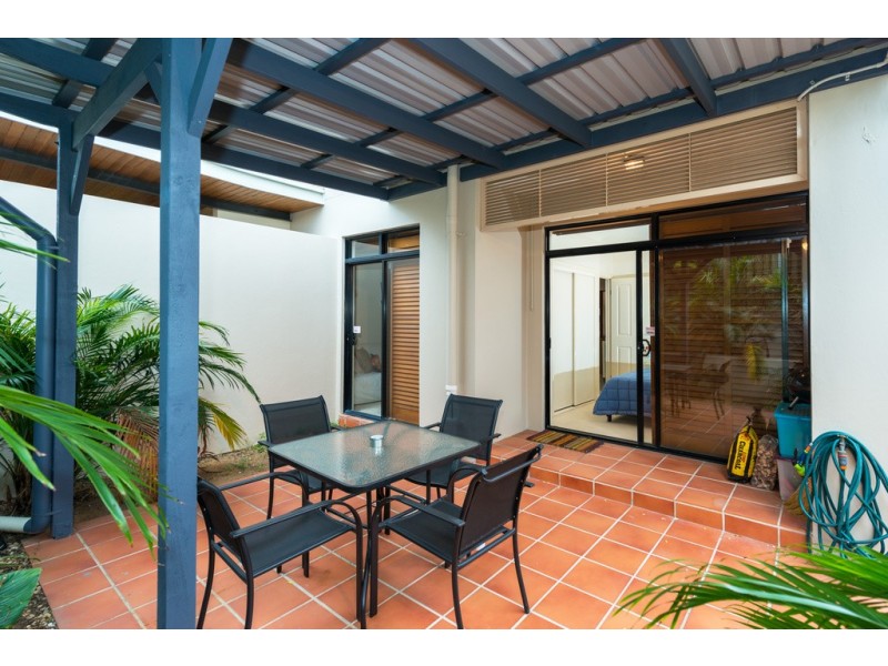 1/98 Cunningham Street, Taringa QLD 4068