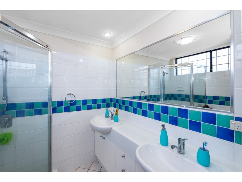 1/98 Cunningham Street, Taringa QLD 4068