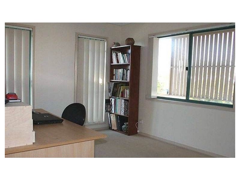 1/6 Biran Street, Camp Hill QLD 4152