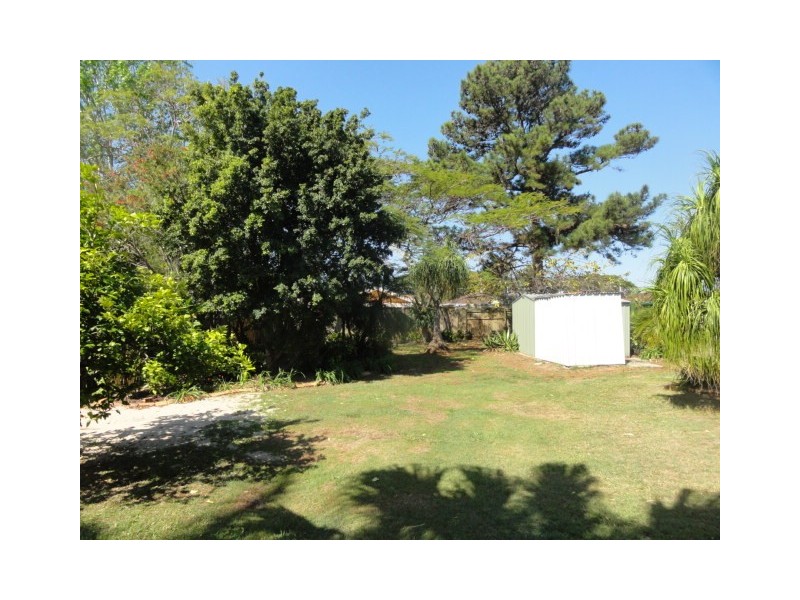 212 Cane Street, Redland Bay QLD 4165