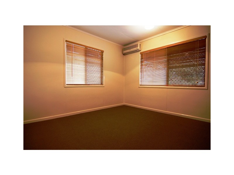 212 Cane Street, Redland Bay QLD 4165