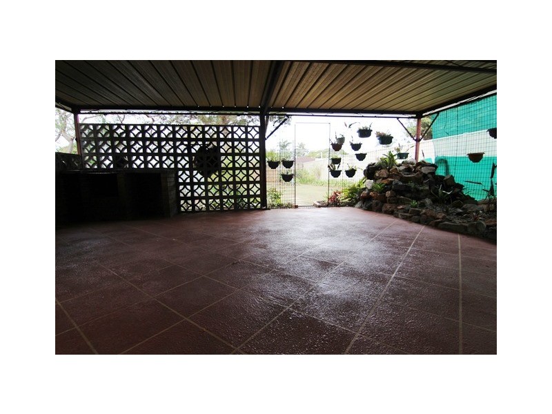 212 Cane Street, Redland Bay QLD 4165