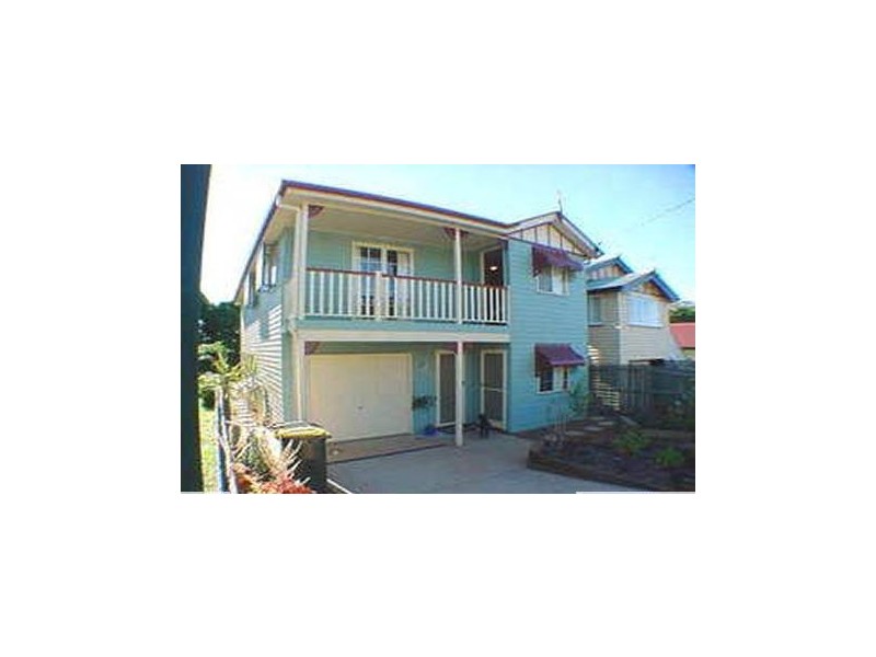 19 Waratah Avenue, Holland Park QLD 4121