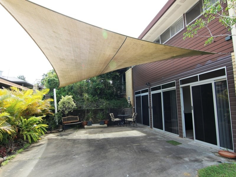 16 Omeo Street, Macgregor QLD 4109