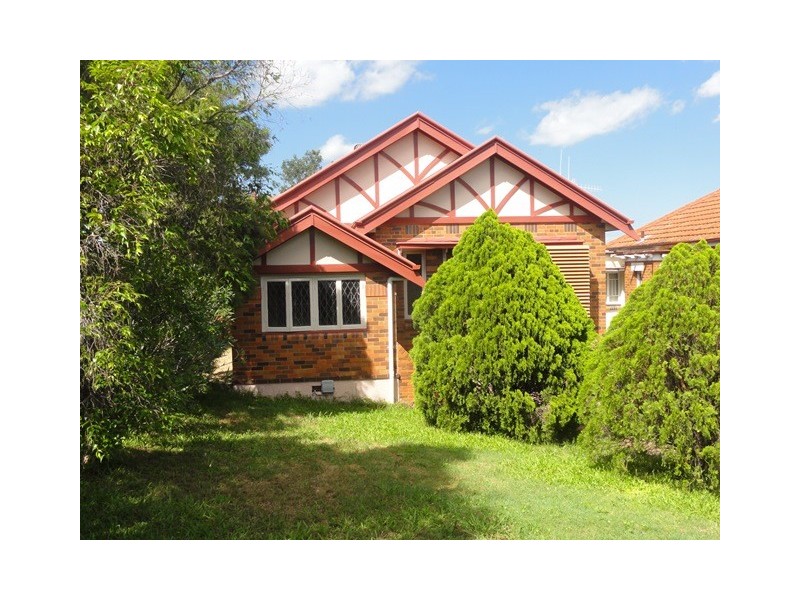 487 Old Cleveland Road, Camp Hill QLD 4152