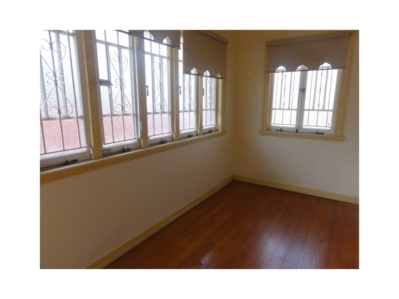 487 Old Cleveland Road, Camp Hill QLD 4152