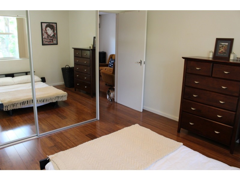 2/28 Kitchener Street, Coorparoo QLD 4151