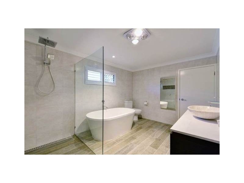 281 Gallipoli Road, Carina Heights QLD 4152