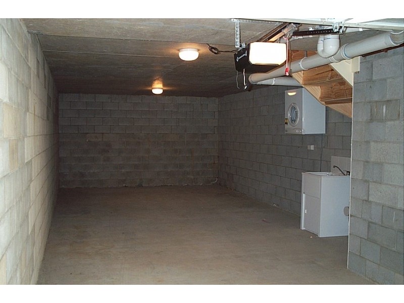 2/101 Sir Fred Schonell, St Lucia QLD 4067