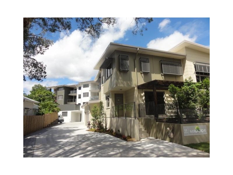 18/11 Riding Road, Hawthorne QLD 4171