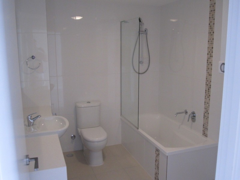 18/11 Riding Road, Hawthorne QLD 4171