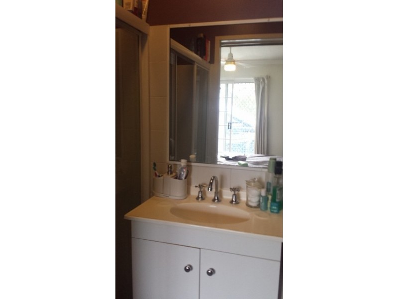 3/4 Moore Street, Taringa QLD 4068