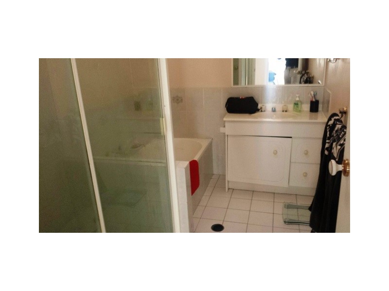 3/127 Adelaide Street, Carina QLD 4152