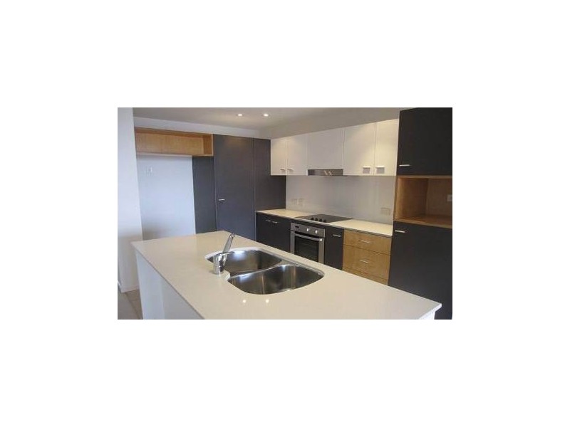 17/1-2 Arbour Avenue, Robina QLD 4226