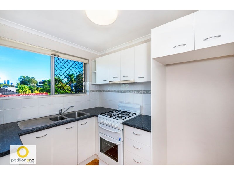 5 35 Longfellow Street, Norman Park QLD 4170