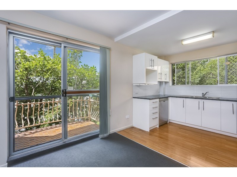1/123 Old Cleveland Road, Greenslopes QLD 4120
