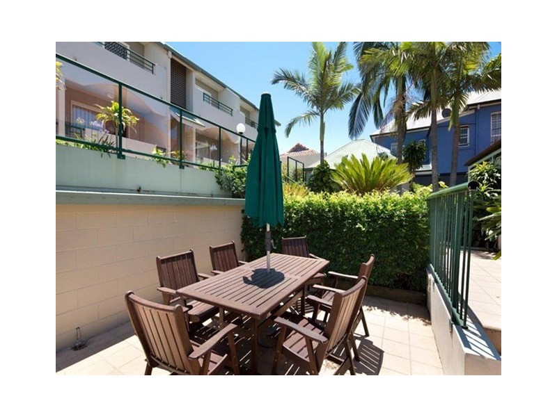 33/23 Edmondstone Street, South Brisbane QLD 4101