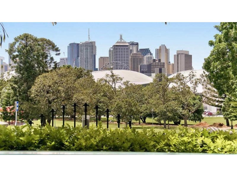 33/23 Edmondstone Street, South Brisbane QLD 4101