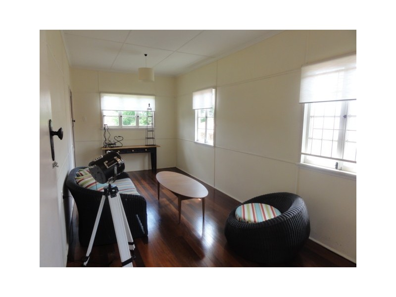 99 Effingham Street, Tarragindi QLD 4121