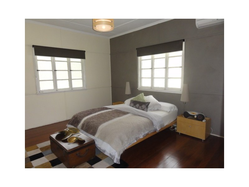 99 Effingham Street, Tarragindi QLD 4121