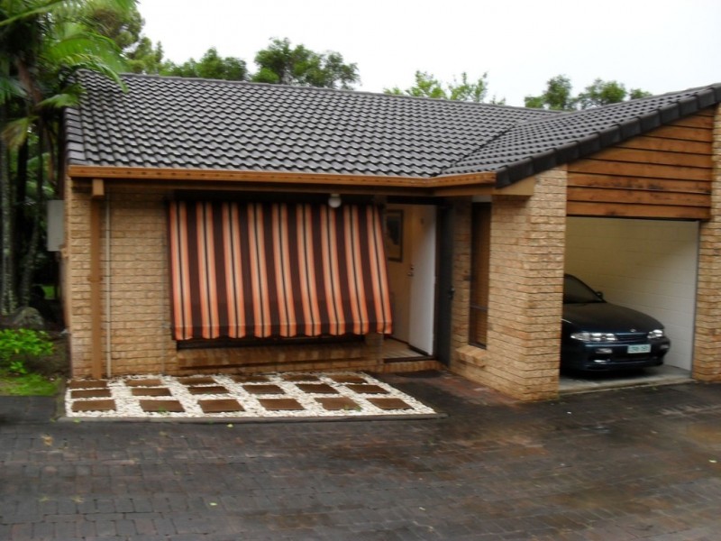 1/8 Efymia Court, Daisy Hill QLD 4127
