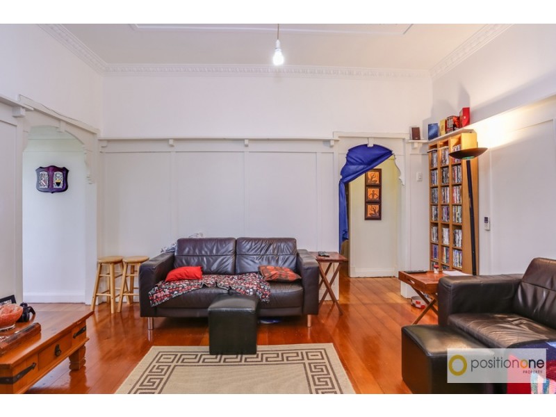 8 Kismet Street, Camp Hill QLD 4152