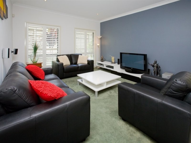 110 Tristania Way, Carindale QLD 4152