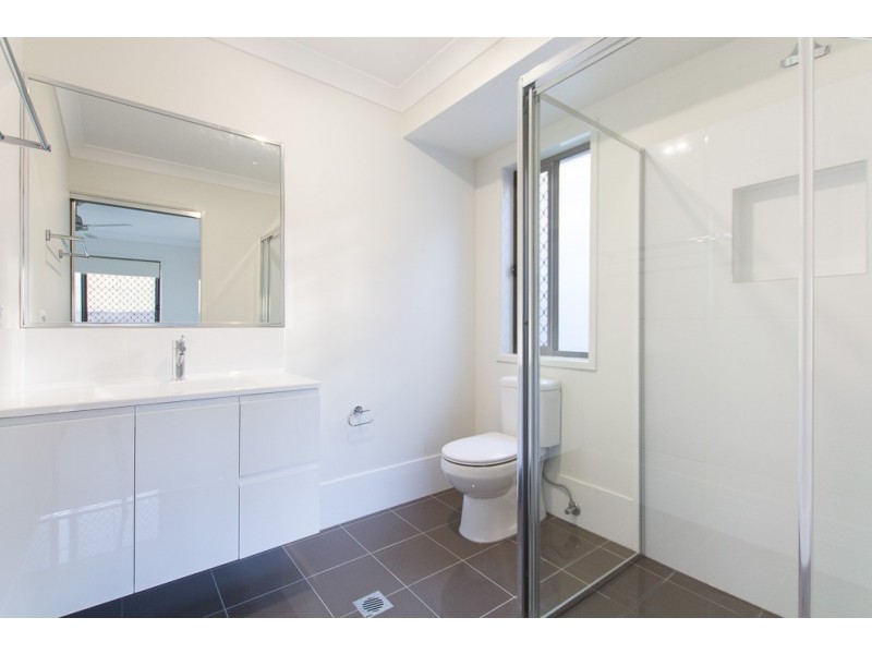 21 Willow Rise Drive, Waterford QLD 4133