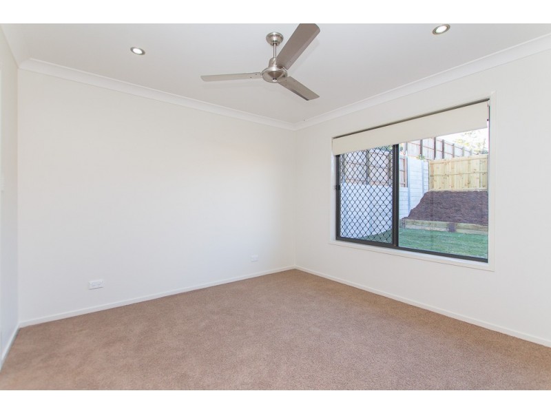 21 Willow Rise Drive, Waterford QLD 4133