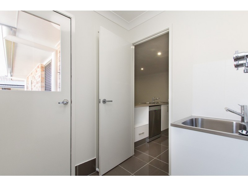18 Baspa Street, Holmview QLD 4207