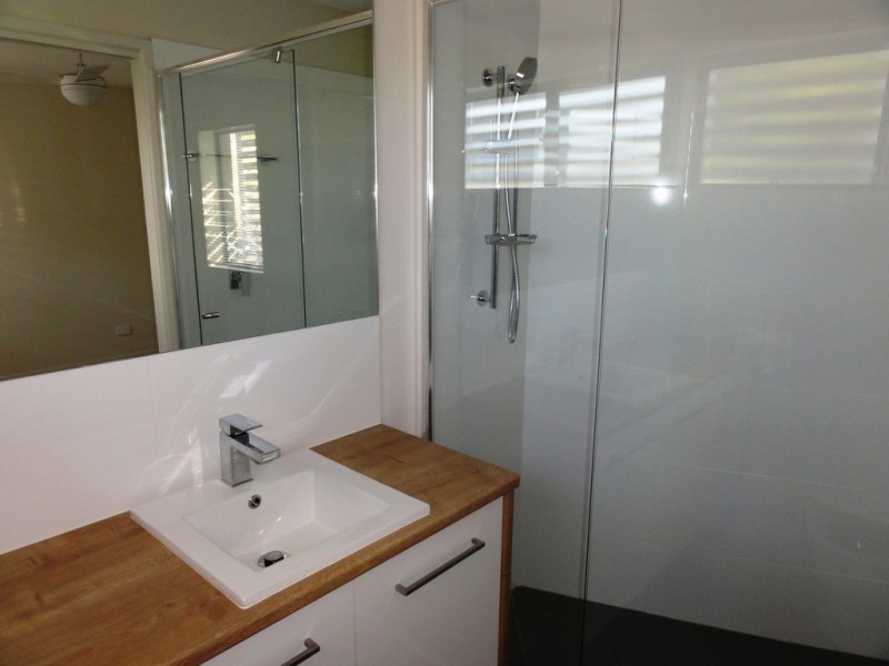 3/1 Jacaranda Lane, Red Hill QLD 4059