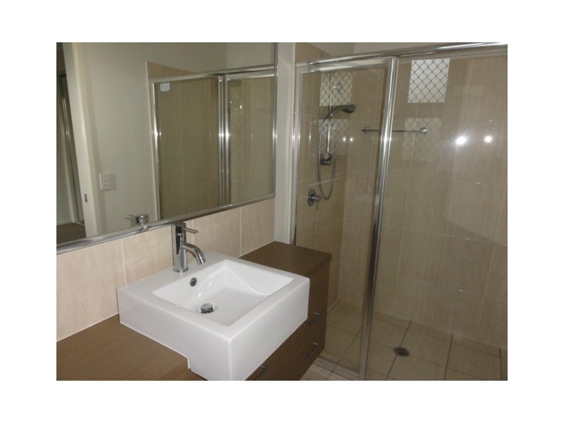 8/21 Bartlett Street, Morningside QLD 4170