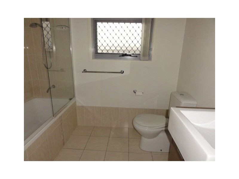 8/21 Bartlett Street, Morningside QLD 4170