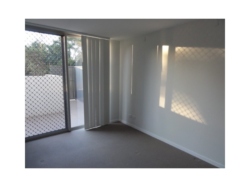 2/11 Riding Road, Hawthorne QLD 4171
