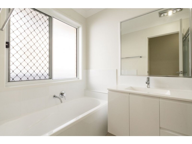 23 Willow Rise Drive, Waterford QLD 4133