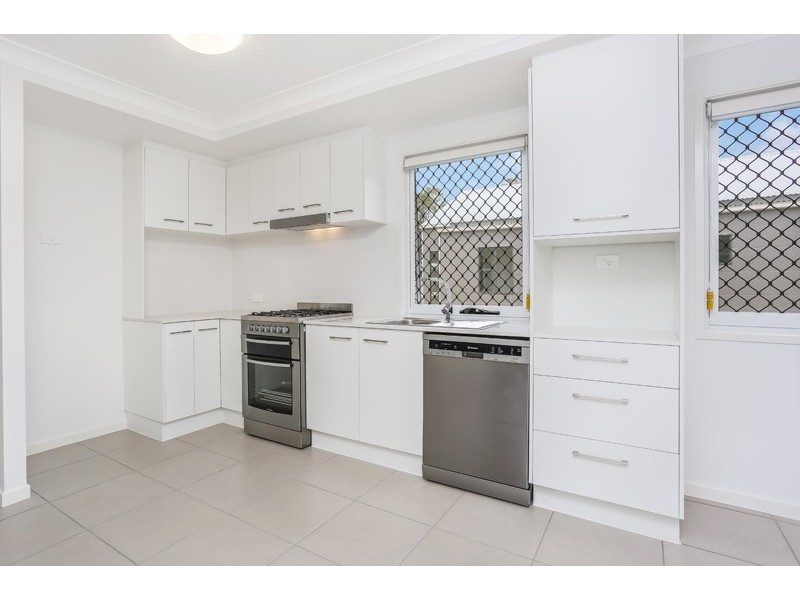14 Blue Mountain Crescent, Fitzgibbon QLD 4018