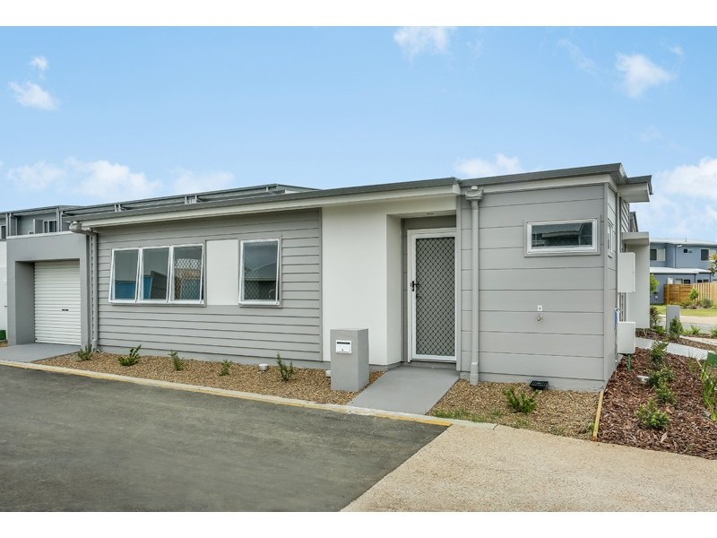 14 Blue Mountain Crescent, Fitzgibbon QLD 4018