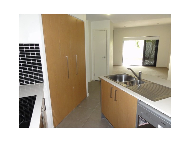 4/2 Fitzroy Street, Cleveland QLD 4163