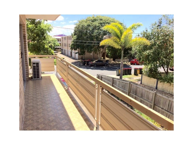 2/21 Birdwood Street, Coorparoo QLD 4151