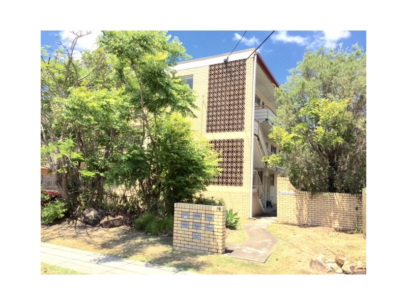 2/21 Birdwood Street, Coorparoo QLD 4151