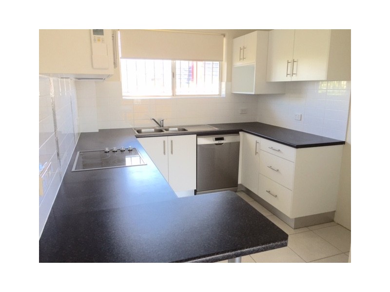 2/21 Birdwood Street, Coorparoo QLD 4151