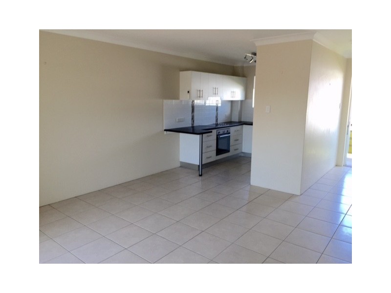 2/21 Birdwood Street, Coorparoo QLD 4151