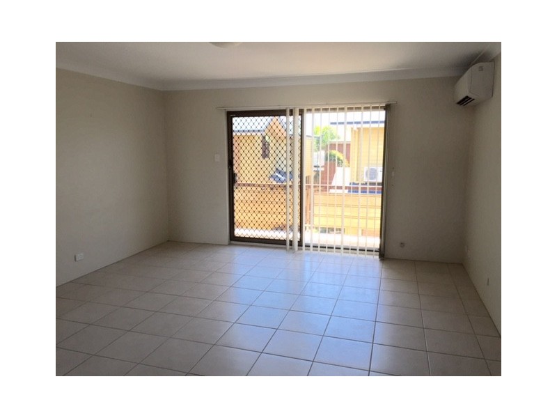 2/21 Birdwood Street, Coorparoo QLD 4151